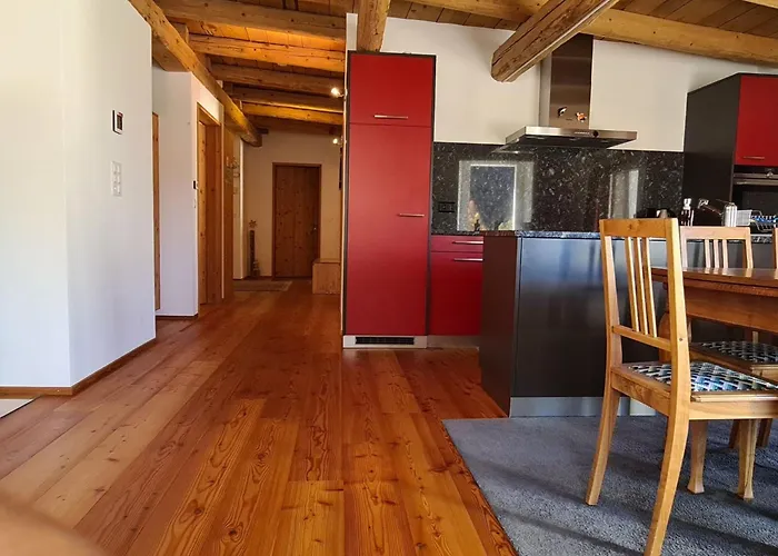 Mit Atemberaubender Aussicht By Interhome Lavin